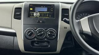 Used 2014 Maruti Suzuki Wagon R 1.0 [2010-2019] LXi Petrol Manual interior MUSIC SYSTEM & AC CONTROL VIEW