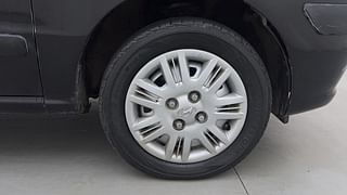 Used 2011 Hyundai Santro Xing [2007-2014] GLS Petrol Manual tyres RIGHT FRONT TYRE RIM VIEW