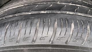 Used 2021 Hyundai Venue [2019-2022] SX 1.0  Turbo iMT Petrol Manual tyres LEFT FRONT TYRE TREAD VIEW
