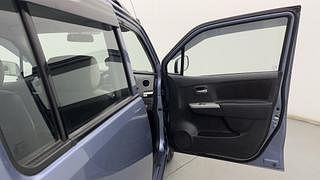 Used 2012 Maruti Suzuki Wagon R 1.0 [2010-2013] LXi CNG Petrol+cng Manual interior RIGHT FRONT DOOR OPEN VIEW