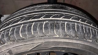 Used 2011 Toyota Etios Liva [2010-2017] G Petrol Manual tyres LEFT FRONT TYRE TREAD VIEW