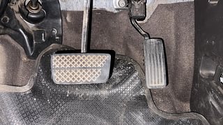 Used 2014 Honda CR-V [2013-2018] 2.4 AT Petrol Automatic interior PEDALS VIEW