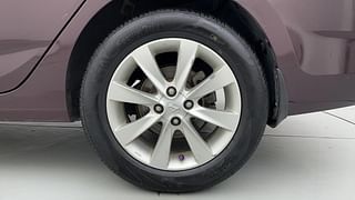 Used 2011 Hyundai Verna [2011-2015] Fluidic 1.6 VTVT SX Petrol Manual tyres LEFT REAR TYRE RIM VIEW