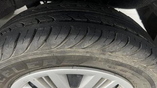 Used 2014 Hyundai Santro Xing [2007-2014] GLS Petrol Manual tyres LEFT REAR TYRE TREAD VIEW