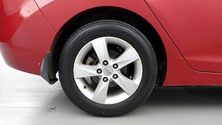 Used 2012 Hyundai Neo Fluidic Elantra [2012-2016] 1.6 SX MT CRDi Diesel Manual tyres RIGHT REAR TYRE RIM VIEW