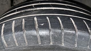 Used 2014 Skoda Octavia [2013-2017] Elegance 1.8 TSI AT Petrol Automatic tyres RIGHT FRONT TYRE TREAD VIEW
