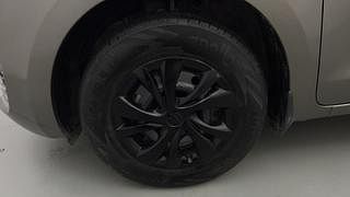 Used 2022 Maruti Suzuki Swift VXI Petrol Manual tyres LEFT FRONT TYRE RIM VIEW