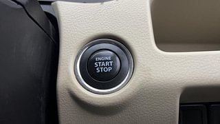 Used 2015 Maruti Suzuki Ciaz [2014-2017] ZXI+ Petrol Manual top_features Keyless start