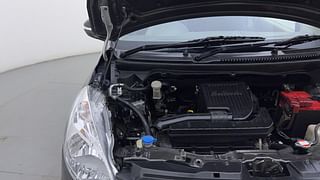 Used 2017 Maruti Suzuki Ertiga [2015-2018] VXI AT Petrol Automatic engine ENGINE RIGHT SIDE HINGE & APRON VIEW