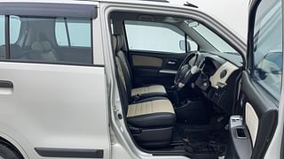 Used 2017 Maruti Suzuki Wagon R 1.0 [2010-2019] LXi CNG (outside fitted) Petrol+cng Manual interior RIGHT SIDE FRONT DOOR CABIN VIEW