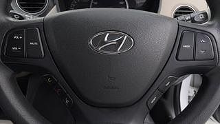 Used 2019 Hyundai Grand i10 [2017-2020] Sportz 1.2 Kappa VTVT Petrol Manual top_features Steering mounted controls