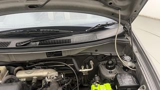 Used 2014 Hyundai Santro Xing [2007-2014] GLS Petrol Manual engine ENGINE LEFT SIDE HINGE & APRON VIEW
