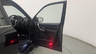 Used 2018 Mahindra XUV500 [2018-2021] W11 option AT Diesel Automatic interior RIGHT FRONT DOOR OPEN VIEW
