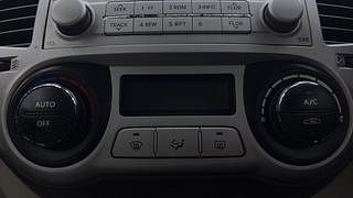 Used 2010 Hyundai i20 [2008-2012] Magna 1.2 Petrol Manual top_features Rear defogger