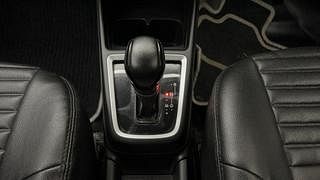Used 2021 Maruti Suzuki Swift [2017-2021] VXI AMT Petrol Automatic interior GEAR  KNOB VIEW