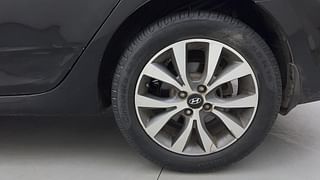 Used 2014 Hyundai Verna [2011-2015] Fluidic 1.6 CRDi SX Opt AT Diesel Automatic tyres LEFT REAR TYRE RIM VIEW