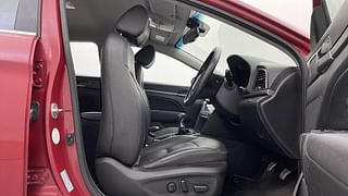 Used 2017 Hyundai Elantra [2016-2022] 2.0 SX MT Petrol Manual interior RIGHT SIDE FRONT DOOR CABIN VIEW