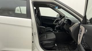 Used 2016 Hyundai Creta [2015-2018] 1.6 SX (O) Diesel Manual interior RIGHT SIDE FRONT DOOR CABIN VIEW