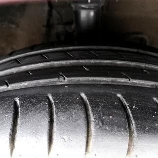 Used 2015 Hyundai Grand i10 [2013-2017] Magna 1.2 Kappa VTVT Petrol Manual tyres RIGHT FRONT TYRE TREAD VIEW