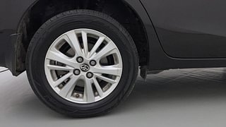 Used 2020 Toyota Yaris [2018-2021] VX CVT Petrol Automatic tyres RIGHT REAR TYRE RIM VIEW