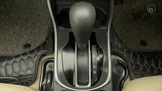 Used 2019 Honda City [2017-2020] V CVT Petrol Automatic interior GEAR  KNOB VIEW