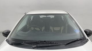 Used 2012 Honda Brio [2011-2016] V MT Petrol Manual exterior FRONT WINDSHIELD VIEW