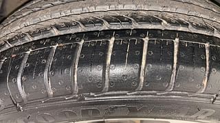 Used 2016 Hyundai Elite i20 [2014-2018] Asta 1.4 CRDI (O) Diesel Manual tyres RIGHT REAR TYRE TREAD VIEW
