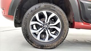 Used 2016 Nissan Terrano [2013-2017] XV Premium Diesel 110 PS Diesel Manual tyres RIGHT REAR TYRE RIM VIEW