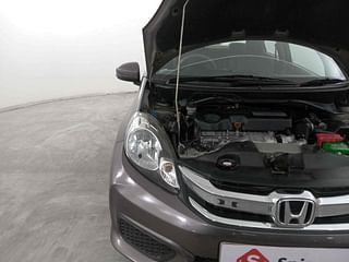 Used 2015 Honda Amaze 1.5L S Diesel Manual engine ENGINE RIGHT SIDE HINGE & APRON VIEW