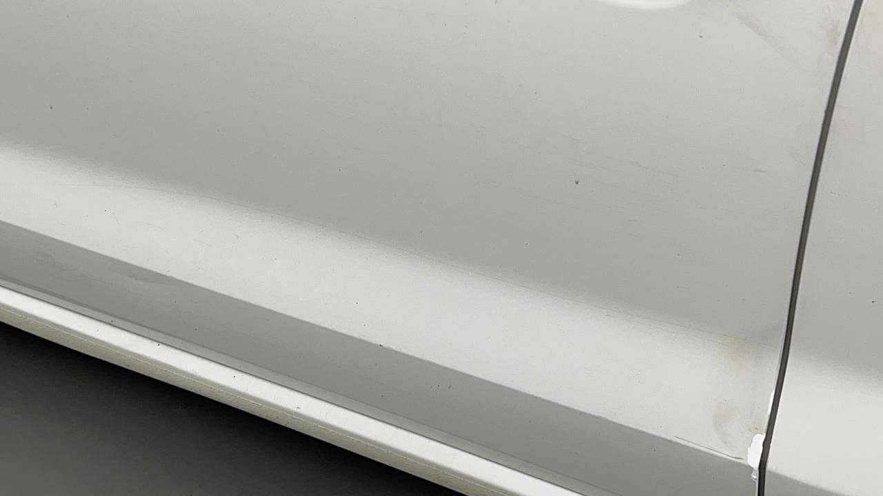 Used 2011 Volkswagen Vento [2010-2015] Highline Petrol AT Petrol Automatic dents MINOR SCRATCH
