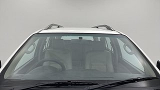 Used 2014 Toyota Fortuner [2012-2016] 3.0 4x2 MT Diesel Manual exterior FRONT WINDSHIELD VIEW