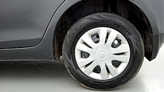 Used 2017 Maruti Suzuki Swift [2017-2020] VDi Diesel Manual tyres LEFT REAR TYRE RIM VIEW