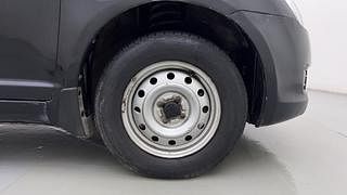 Used 2010 Maruti Suzuki Swift Dzire [2008-2012] LXI Petrol Manual tyres RIGHT FRONT TYRE RIM VIEW