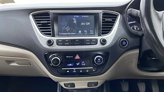 Used 2018 Hyundai Verna [2017-2020] 1.6 VTVT SX (O) Petrol Manual interior MUSIC SYSTEM & AC CONTROL VIEW