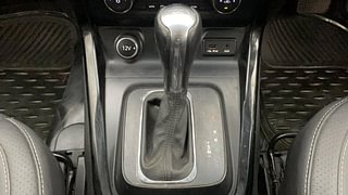 Used 2018 Tata Hexa [2016-2020] XTA Diesel Automatic interior GEAR  KNOB VIEW