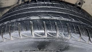 Used 2018 Renault Duster [2015-2019] 85 PS RXS MT Diesel Manual tyres RIGHT FRONT TYRE TREAD VIEW