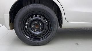 Used 2012 Maruti Suzuki Ertiga [2012-2015] Vxi Petrol Manual tyres RIGHT REAR TYRE RIM VIEW