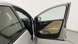 Used 2018 Honda City [2017-2020] ZX Diesel Diesel Manual interior RIGHT FRONT DOOR OPEN VIEW