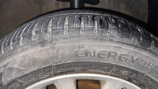 Used 2014 Toyota Etios [2010-2017] VX D Diesel Manual tyres RIGHT FRONT TYRE TREAD VIEW