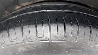 Used 2013 Hyundai i10 [2010-2016] Sportz AT Petrol Petrol Automatic tyres LEFT REAR TYRE TREAD VIEW