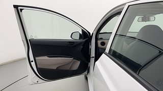 Used 2018 Hyundai Grand i10 [2017-2020] Magna AT 1.2 Kappa VTVT Petrol Automatic interior LEFT FRONT DOOR OPEN VIEW