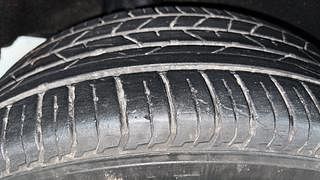 Used 2017 Maruti Suzuki Baleno [2015-2019] Zeta Petrol Petrol Manual tyres RIGHT REAR TYRE TREAD VIEW