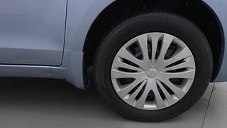 Used 2012 Maruti Suzuki Ertiga [2012-2015] ZXi Petrol Manual tyres RIGHT FRONT TYRE RIM VIEW