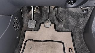 Used 2016 Renault Kwid [2015-2019] RXT Petrol Manual interior PEDALS VIEW