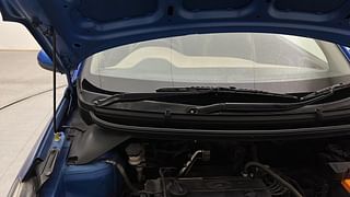 Used 2017 Hyundai Elite i20 [2017-2018] Magna Executive 1.2 Petrol Manual engine ENGINE RIGHT SIDE HINGE & APRON VIEW