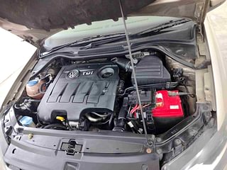 Used 2016 Volkswagen Vento [2015-2019] Highline Diesel AT Diesel Automatic engine ENGINE LEFT SIDE VIEW