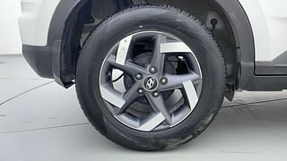 Used 2021 Hyundai Venue [2019-2022] SX 1.0  Turbo Petrol Manual tyres RIGHT REAR TYRE RIM VIEW
