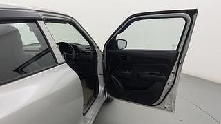 Used 2020 Maruti Suzuki Swift [2017-2021] LXI Petrol Manual interior RIGHT FRONT DOOR OPEN VIEW