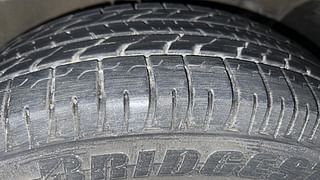 Used 2015 Hyundai Creta [2015-2018] 1.6 SX Plus Petrol Petrol Manual tyres RIGHT FRONT TYRE TREAD VIEW