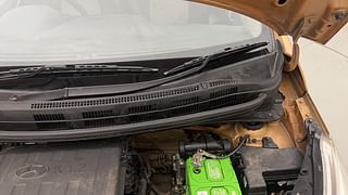 Used 2014 Hyundai Grand i10 [2013-2017] Asta AT 1.2 Kappa VTVT Petrol Automatic engine ENGINE LEFT SIDE HINGE & APRON VIEW